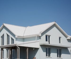 White house with white roofing