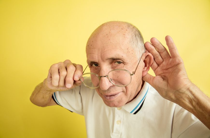 6 Steps to Help Seniors Restore Their Hearing